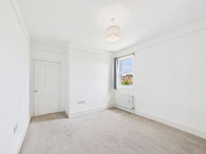 Bedroom- click for photo gallery
